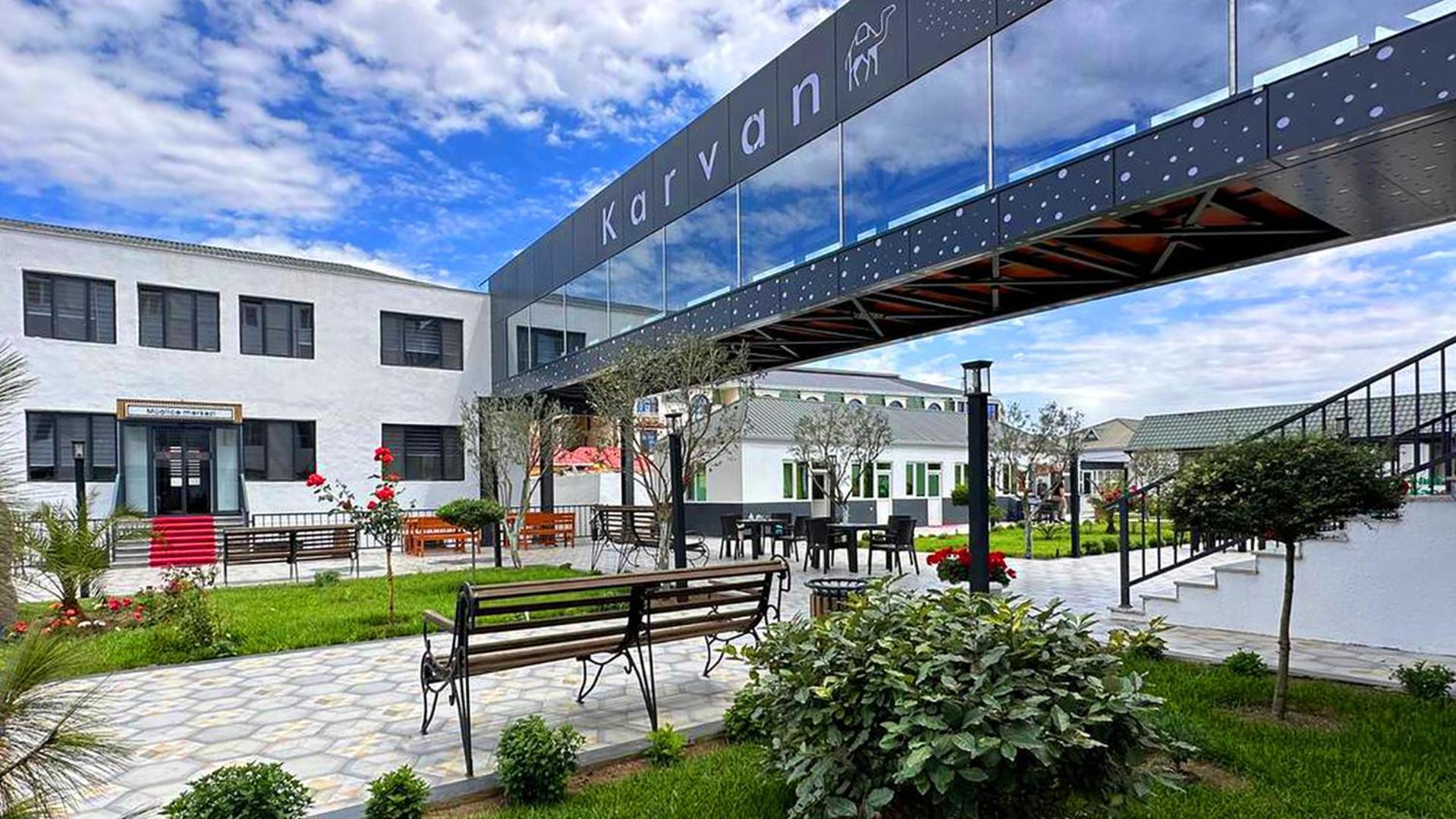Karvan Hotel-Sanatorium Нафталан Экстерьер фото